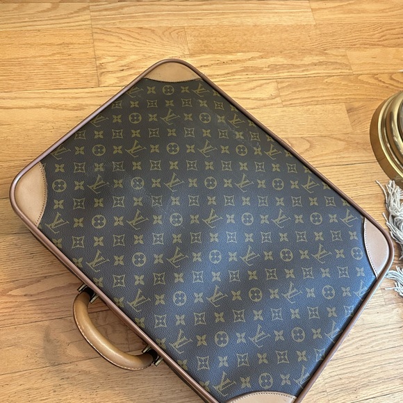 RARE VINTAGE Authentic Louis Vuitton Suitcase - Picture 8 of 9